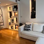 Acadamis - Cielo Nella Stanza Apartman