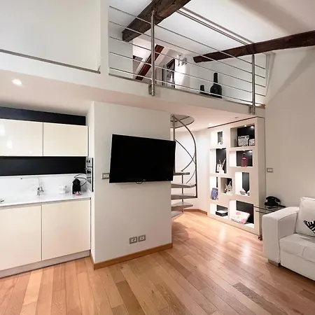 Acadamis - Cielo Nella Stanza * טורינו