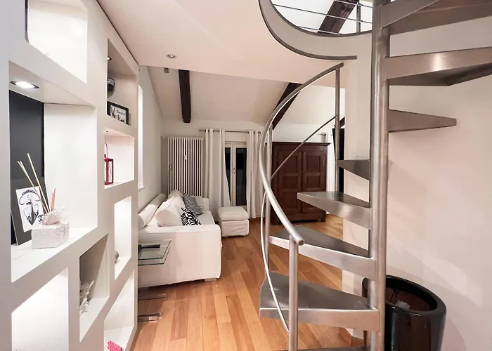 Acadamis - Cielo Nella Stanza Appartement Turijn